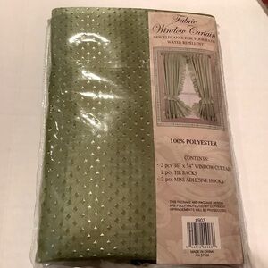 Green Bath Water Repellant Window Curtain NEW